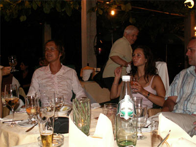 salsa im weingarten mit paco